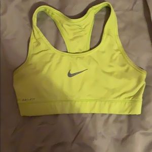 Nike pro sports bra